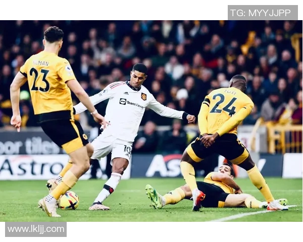 足总杯惊天逆转狼队下半场狂追六球曼联震惊全场